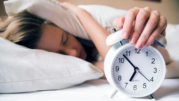 Comment retrouver un bon sommeil après les vacances d'été ?